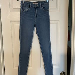 Levi 720 High Rise Skinny